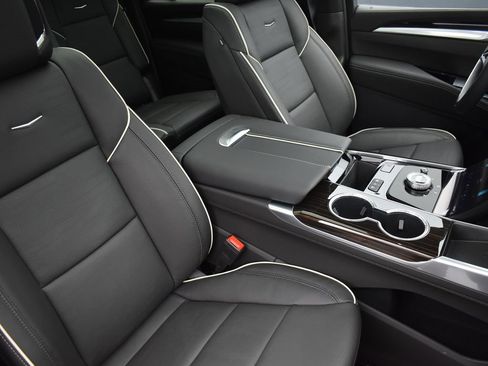 Certified 2026 Cadillac Escalade ESV Luxury w/ Touring Package image 38