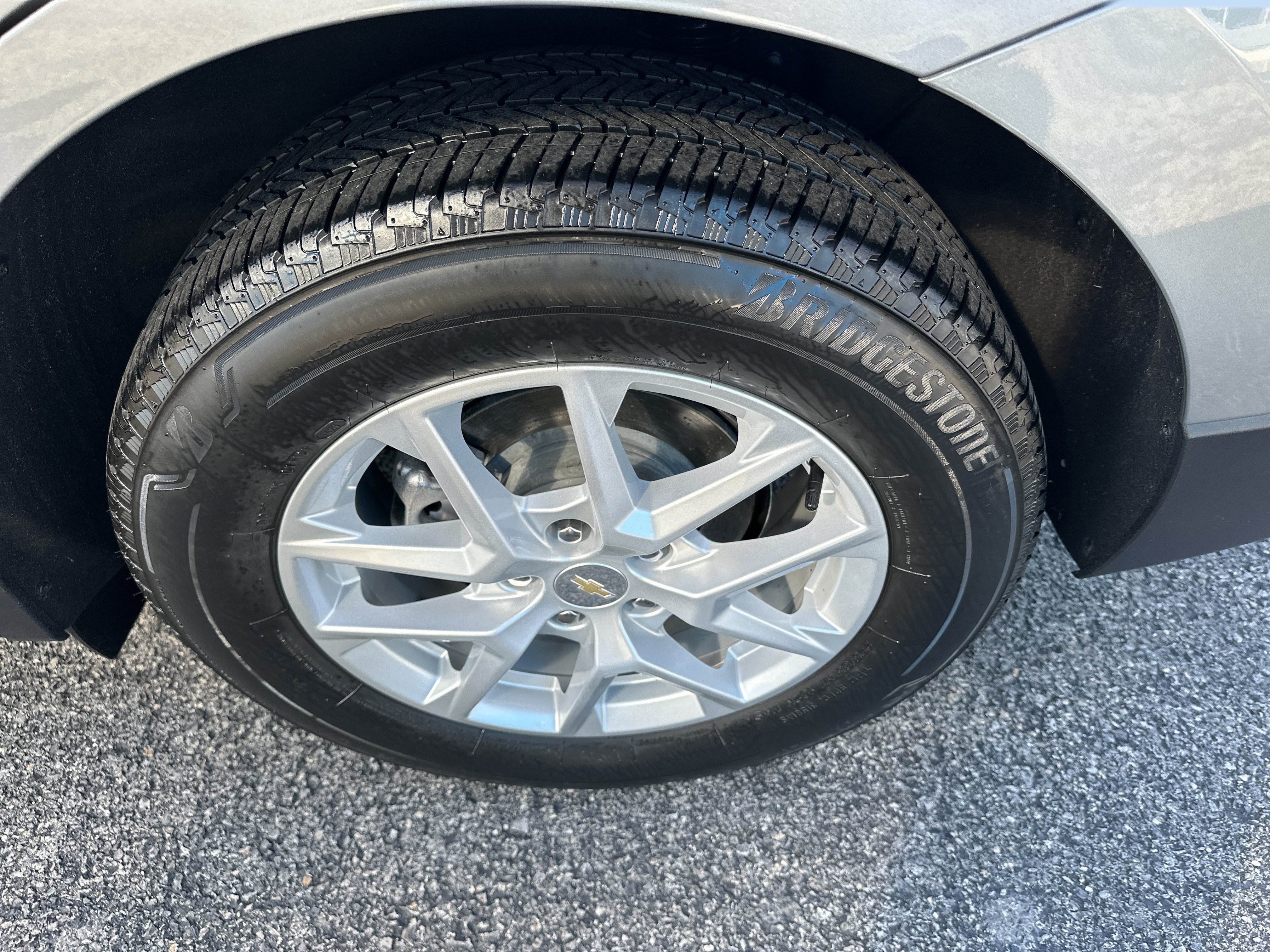 Certified 2024 Chevrolet Equinox LT AWD/4WD image 6