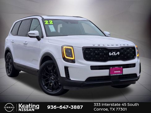 Used 2022 Kia Telluride EX w/ EX Premium Package AWD/4WD image 3