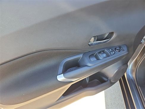 Used 2024 Nissan Kicks SV image 19