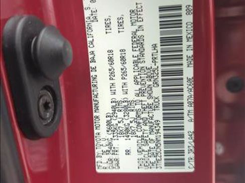 Used 2022 Toyota Tacoma Limited RWD image 27