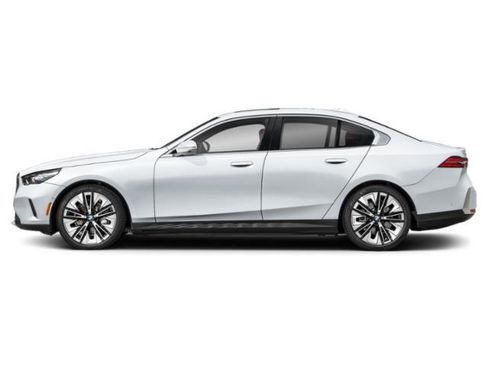 Used 2025 BMW i5 M60 w/ Executive Package AWD/4WD image 3