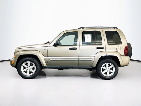 Used 2006 Jeep Liberty Limited image 4