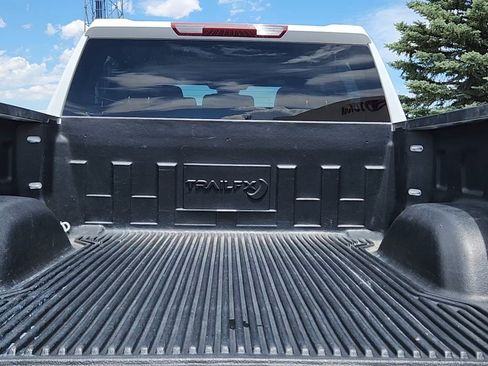 Used 2025 GMC Sierra 1500 SLT AWD/4WD image 20