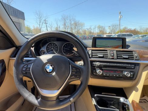 Used 2015 BMW 328i xDrive Sedan w/ Premium Package AWD/4WD image 16