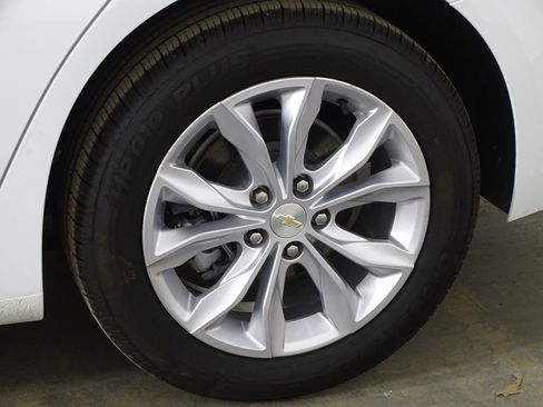 Used 2023 Chevrolet Malibu LT w/ Driver Confidence Package image 42