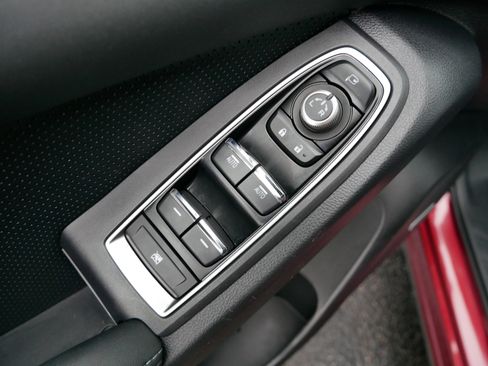 Certified 2025 Subaru Ascent Limited w/ Popular Package #2 image 19