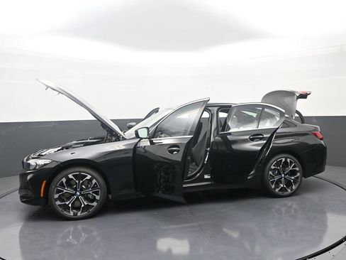 New 2026 BMW 330i xDrive Sedan w/ Premium Package AWD/4WD image 41