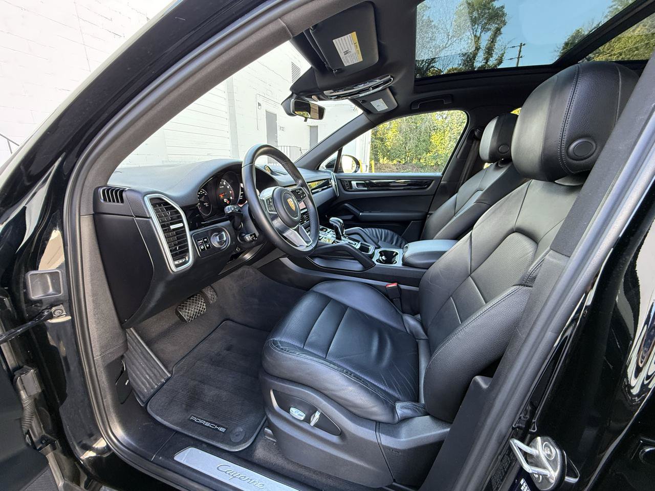 Used 2020 Porsche Cayenne AWD/4WD image 20