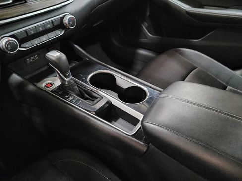 Used 2024 Nissan Altima 2.5 SV FWD image 26