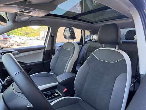 New 2026 Volkswagen Taos SE AWD/4WD image 25