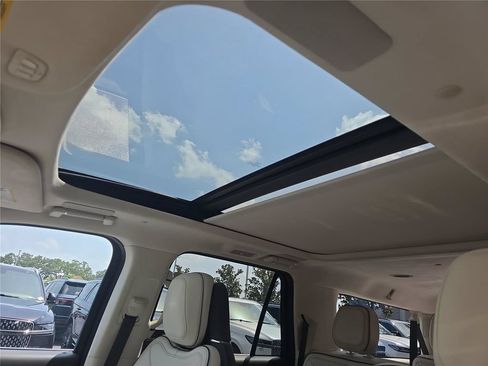Certified 2022 Lincoln Navigator L Black Label AWD/4WD image 25