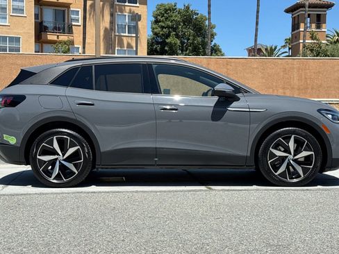 Used 2023 Volkswagen ID.4 Pro S RWD image 3
