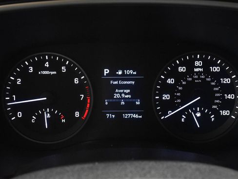 Used 2020 Hyundai Tucson Value FWD image 21