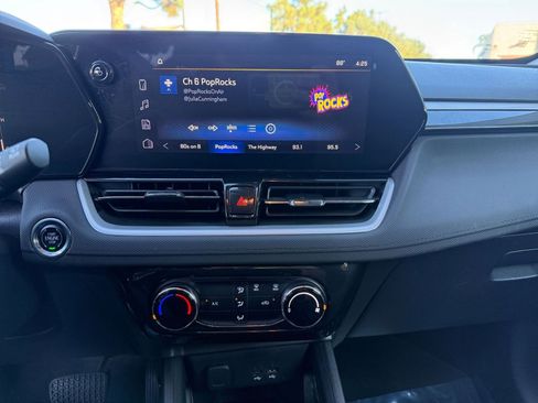 Used 2025 Chevrolet TrailBlazer LT image 18