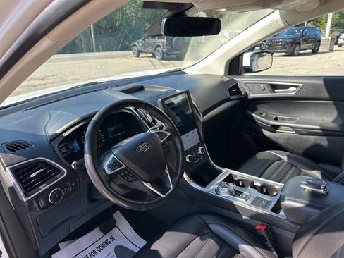 Used 2023 Ford Edge SEL image 13