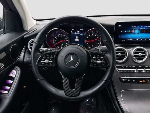 Used 2021 Mercedes-Benz GLC 300 image 23