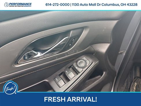 Used 2019 Chevrolet Traverse LT image 17