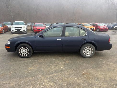 Used 1998 Nissan Maxima SE image 9