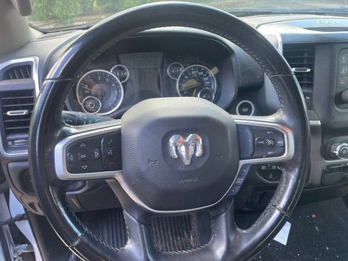 Used 2019 RAM 1500 Big Horn AWD/4WD image 8