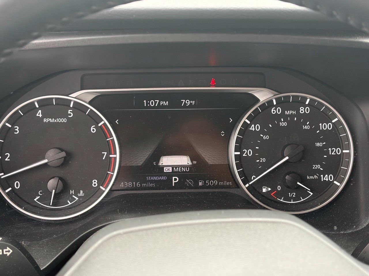 Used 2025 Nissan Rogue SV FWD image 10