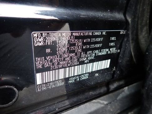 Used 2020 Toyota RAV4 LE w/ Carpet Mat Package AWD/4WD image 21