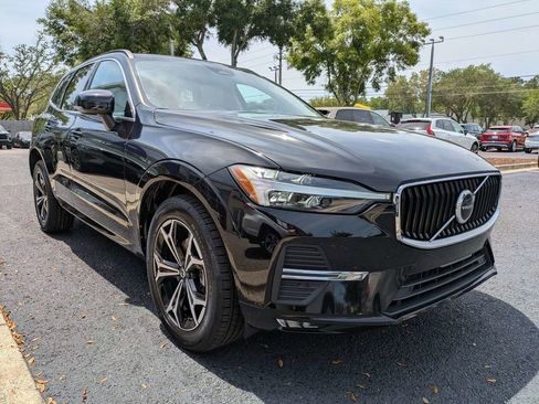 Certified 2022 Volvo XC60 B5 Momentum FWD image 8