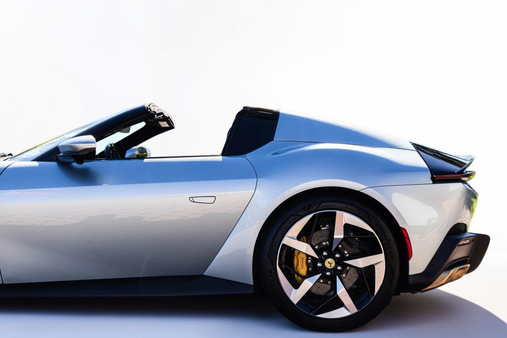 Certified 2026 Ferrari 12Cilindri Spider RWD image 26