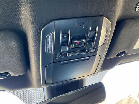 Used 2023 Toyota Highlander XSE image 30