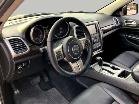 Used 2012 Jeep Grand Cherokee Laredo AWD/4WD image 14