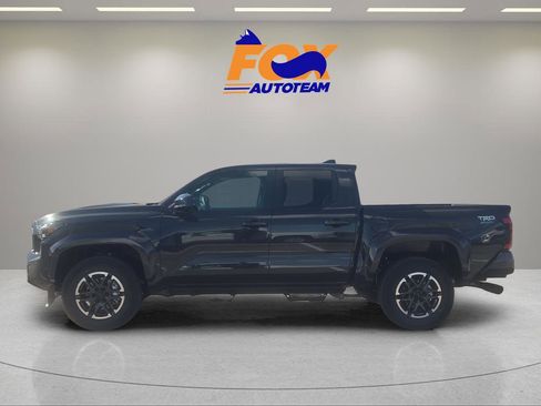 New 2026 Toyota Tacoma TRD Sport image 2