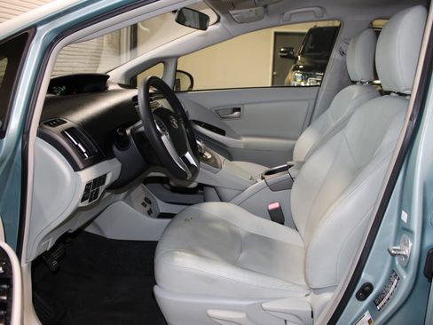 Used 2012 Toyota Prius Two FWD image 8