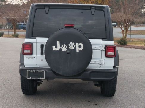 Used 2019 Jeep Wrangler Unlimited Sport S image 4