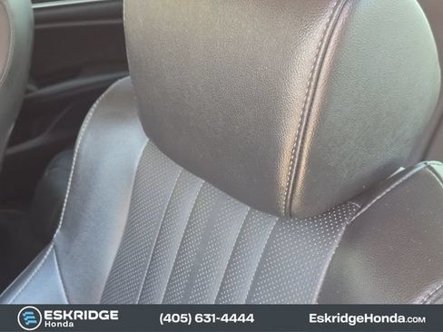 Used 2022 Honda Accord Touring image 16