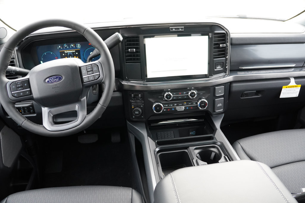 New 2027 Ford F350 Lariat w/ Black Appearance Package AWD/4WD image 14