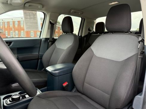 Used 2022 Ford Maverick XL w/ Equipment Group 100A Standard image 16