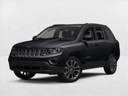 Used 2014 Jeep Compass Latitude FWD image 1