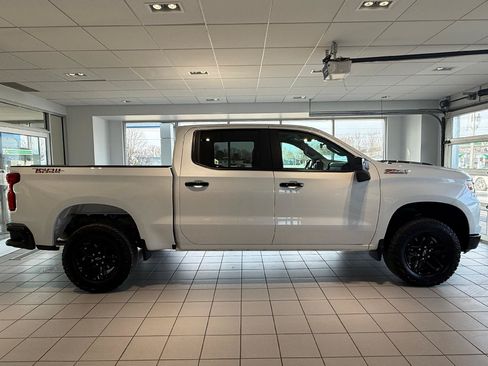 Certified 2024 Chevrolet Silverado 1500 LT Trail Boss AWD/4WD image 7