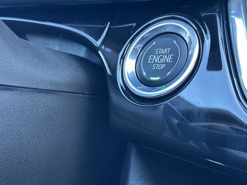 New 2026 Chevrolet Trax RS w/ Sunroof Package FWD image 24