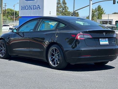Used 2021 Tesla Model 3 Long Range AWD/4WD image 3