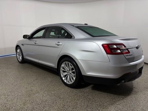 Used 2018 Ford Taurus Limited image 12