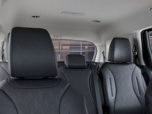 New 2026 Kia Carnival FWD image 27