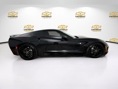 Used 2015 Chevrolet Corvette Stingray Coupe w/ ZF1 Appearance Package RWD image 9