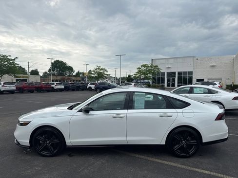 Certified 2024 Honda Accord Sport image 8