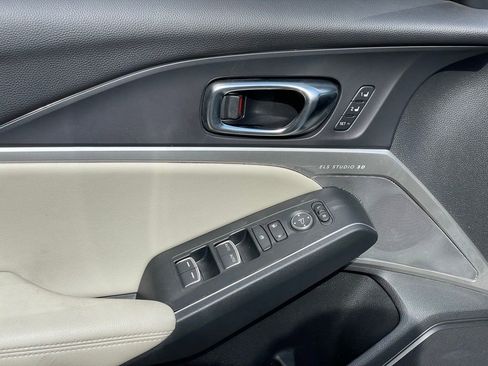 Used 2023 Acura Integra A-Spec image 11