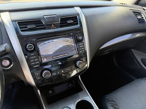 Used 2015 Nissan Altima 2.5 SL w/ Technology Package image 9