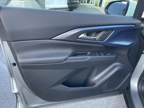 New 2026 Chevrolet Equinox EV LT w/ LPO, Tech Bronze Package image 19