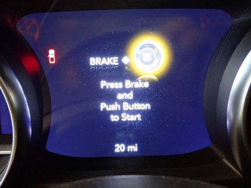 Used 2023 Jeep Gladiator Mojave w/ Cold Weather Group image 24