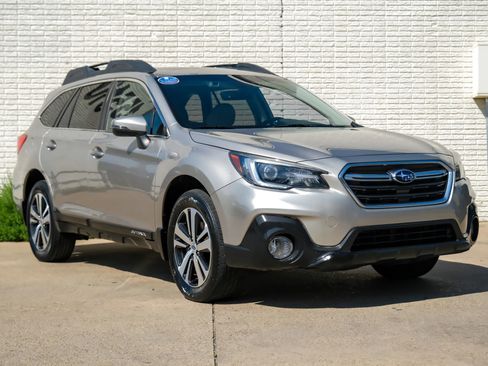 Used 2019 Subaru Outback 2.5i Limited w/ Popular Package #2 image 6