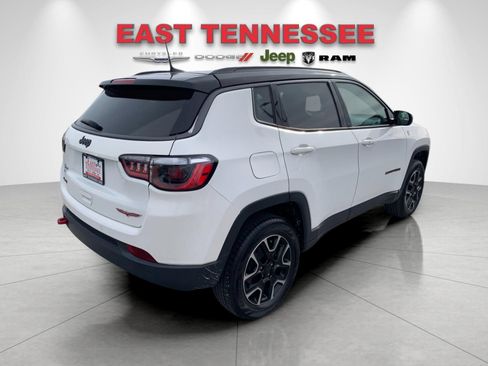 Used 2021 Jeep Compass Trailhawk AWD/4WD image 3